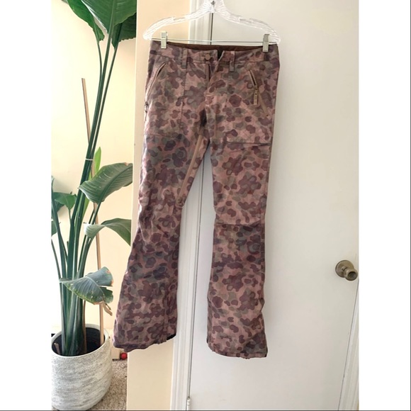 Burton Women’s Snow Pants - ski / snowboard - Picture 1 of 6